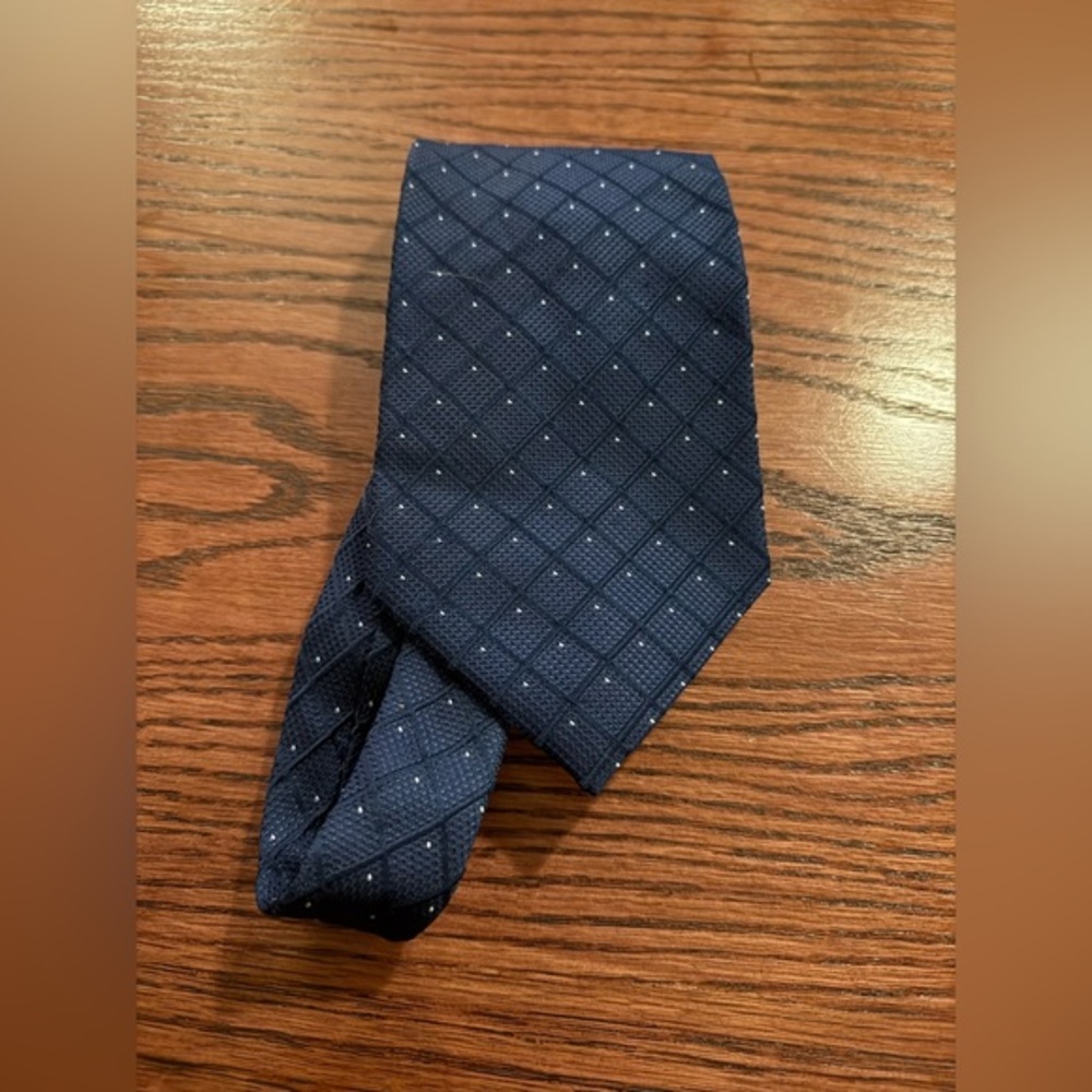 100% silk tie 👔